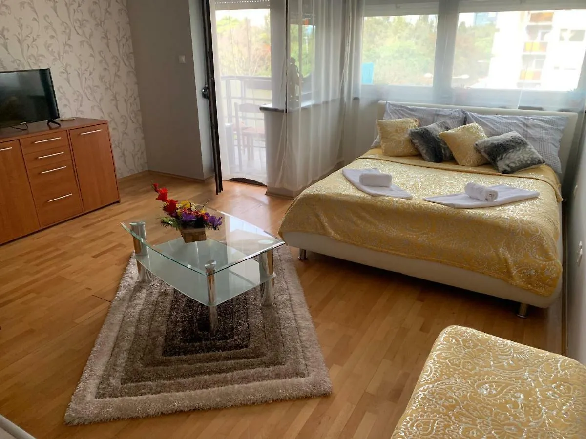 Riverside Apartment Budapest